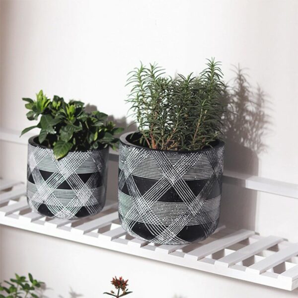 A Pair of cement Flower Pots Set (3018) - Image 6