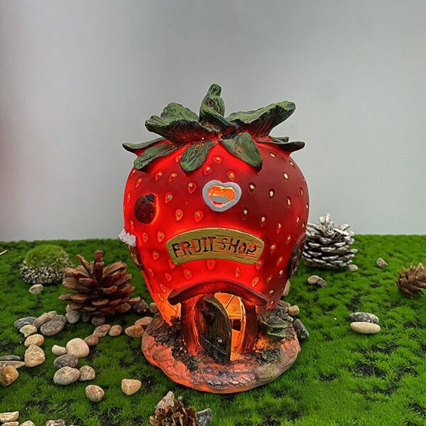 Solar LED Garden Light Outdoor Light Garden Decoration - Strawberry - Image 1