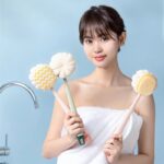Bath Sponge Brush Long Handle 2 Pack - Image 4