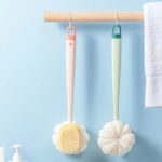 Bath Sponge Brush Long Handle 2 Pack - Image 3